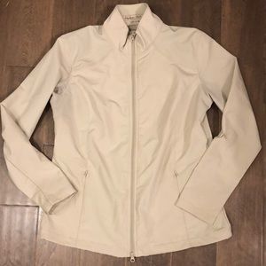 Lady Hagen Hydro-Dri lightweight jacket